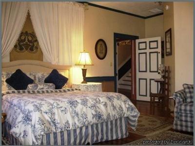 The Fairfield Inn 1757 Bilik gambar